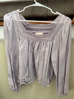 Universal Thread Lavender Embroidered Peasant Top